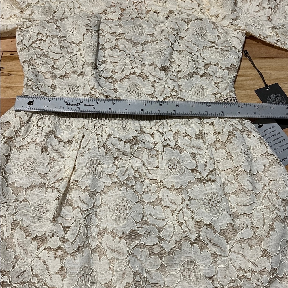 Vince Camuto Cream Lace Dress - Picture 4 of 16